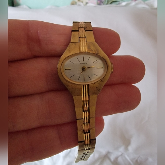 Timex Accessories - Vintage Timex Gold Plated Women's Watch